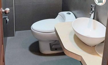 SOLÍS VENDE MODERNA CASA CERCA DEL COLEGIO DAVY COLLEGE, CAJAMARCA.(117)