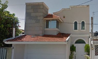 Casa en Venta. Salvador Días Mirón, Veracruz, Veracruz. Remate Hipotecario.