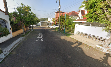 Casa en Venta. Lomas de Tejar, Xalapa-Enríquez, Veracruz. Remate Hipotecario.