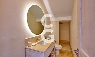 Casa en Venta en Cancún en Residencial Losantos con 3 Recámaras y Alberca