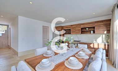 Casa en Venta en Cancún en Residencial Losantos con 3 Recámaras y Alberca