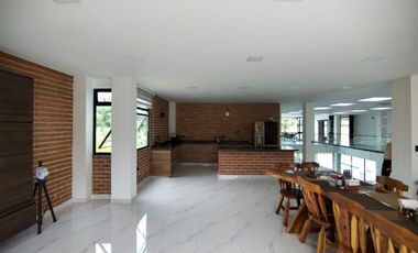 Casa Campestre amoblada en arriendo en Combia