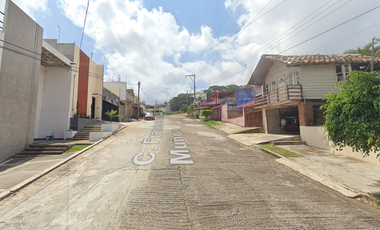 Casa en Venta. Lomas Las Margaritas, Lomas Verdes, Xalapa-Enríquez, Veracruz. Remate Hipotecario.