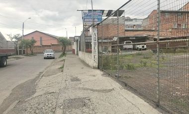 Terreno en venta comercial y residencial 2.580m2 a 3 cuadras del Terminal Terrestre de Cuenca