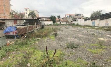 Terreno en venta comercial y residencial 2.580m2 a 3 cuadras del Terminal Terrestre de Cuenca