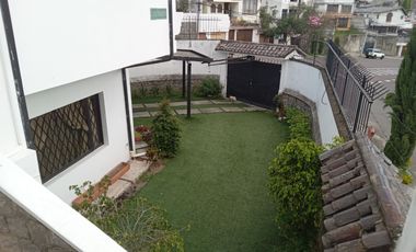 Rento Amplia Casa, sector parque Metropolitano, ideal para Restaurantes.
