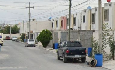 Casa en remate bancario en Villa Florida Sector B, Vista Hermosa, 88715 Reynosa, Tamps.