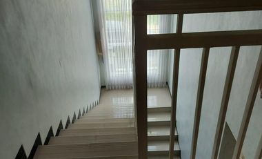 Rumah Ladiva Greenhill Menganti Gresik