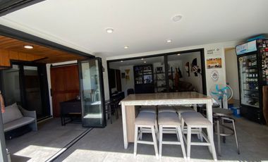 Oportunidad Única.Moderna Casa Remodelada, Buena Conección