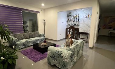 RENTA CASA  CON JARDIN EN FRACCIONAMIENTO PROVINCIA SANTA ELENA , QUERETARO