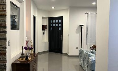 RENTA CASA  CON JARDIN EN FRACCIONAMIENTO PROVINCIA SANTA ELENA , QUERETARO