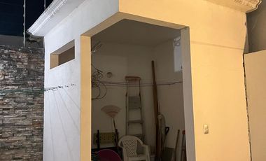 RENTA CASA  CON JARDIN EN FRACCIONAMIENTO PROVINCIA SANTA ELENA , QUERETARO