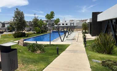 Hermosa Casa en Valle Imperial