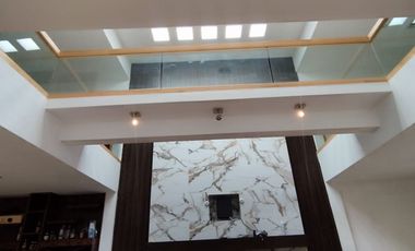 VENTA DE RESIDENCIA EN CAMPOS ELISEOS