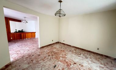CASA EN VENTA EN AGUASCALIENTES, FRACC. DEL VALLE 1