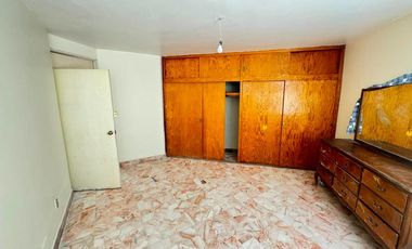 CASA EN VENTA EN AGUASCALIENTES, FRACC. DEL VALLE 1
