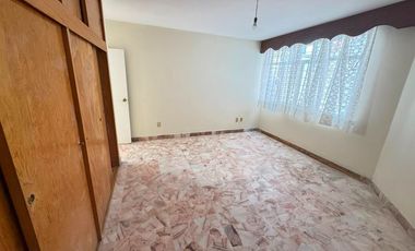 CASA EN VENTA EN AGUASCALIENTES, FRACC. DEL VALLE 1