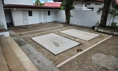 5 Bedroom House and Lot with 4 Car Garage For Rent at White Plains Quezon city