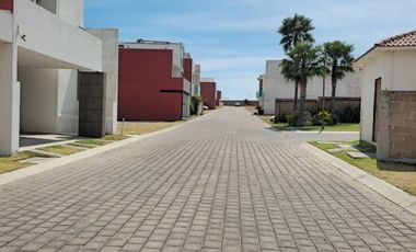 TERRENO EN VENTA UBICADO EN FRACCIONAMIENTO EL MIRADOR RESIDENCIAL, 10 MINUTOS ATLIXCO PUEBLA