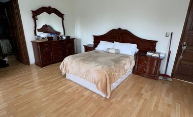 HERMOSA RESIDENCIA EN RENTA-VENTA 