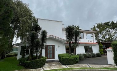 HERMOSA RESIDENCIA EN RENTA-VENTA 