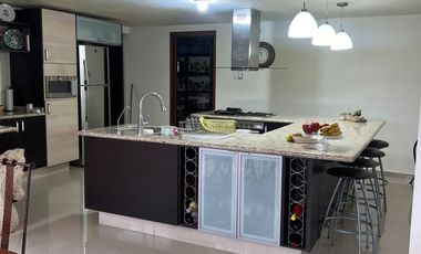 HERMOSA RESIDENCIA EN RENTA-VENTA 