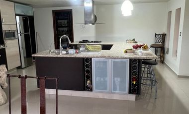 HERMOSA RESIDENCIA EN RENTA-VENTA 