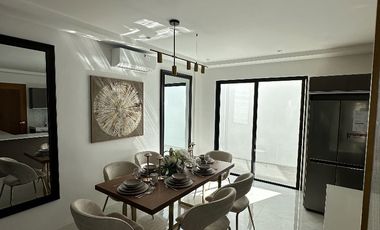 Gaha Townhouse, 5-Bedroom Townhouse for Sale, Parañaque City