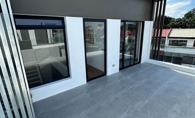 Gaha Townhouse, 5-Bedroom Townhouse for Sale, Parañaque City