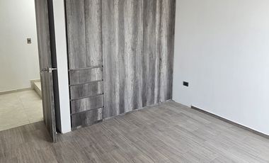 CASA EN VENTA CON ROOF GARDEN EN SAN FRANCISCO OCOTLÁN, CORONANGO