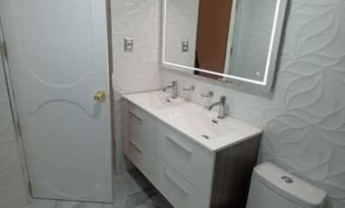 VENTA CASA 2 PISOS EN URB. PRIMAVERA