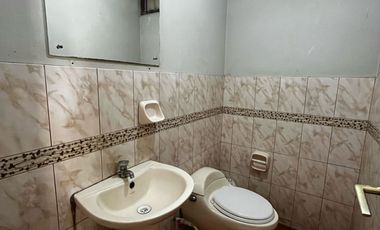 VENTA CASA 2 PISOS EN URB. PRIMAVERA