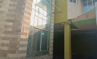 CASA EN VENTA EN COL. FORMANDO HOGAR