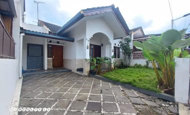 Dijual Rumah MURAH SHM Siap Huni komplek Antapani dkt Arcamanik Bandung