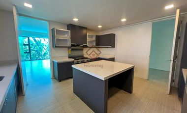 FOR RENT Modern 5BR House with Pool in Ayala Alabang Village, Muntinlupa City - RH103