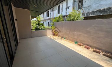FOR RENT Modern 5BR House with Pool in Ayala Alabang Village, Muntinlupa City - RH103