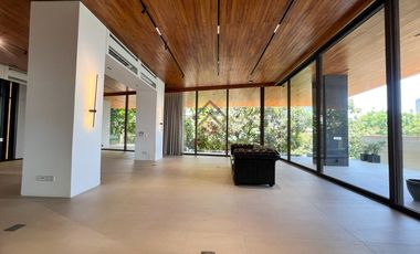 FOR SALE Modern & Automated 5BR House in White Plains, Quezon City - SH105