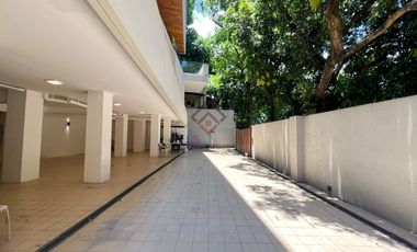 FOR SALE Modern & Automated 5BR House in White Plains, Quezon City - SH105