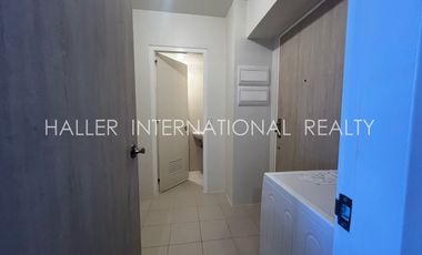 PH-X Mandani Bay Suites