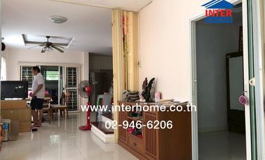 2-storey townhouse, 29.4 sq m, Petch Anan Village, near Lat Sawai Market, Rangsit-Nakhon Nayok Road, Phra Ong Chao Sai Lam Luk Ka Road, Pathum Thani