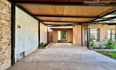 SAN ESTEBAN - VENDE CASA 5D 3B PISCINA - COND. ALTO SAN ESTEBAN