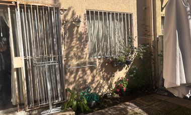 Casa 4 dormitorios, estacionamiento, patio, condominio 9 casas, Martínez de Rozas, Concepción