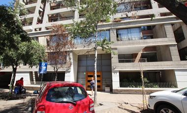 Se Arrienda Cómodo Departamento en Av. España - Santiago Centro