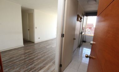 Se Arrienda Cómodo Departamento en Av. España - Santiago Centro