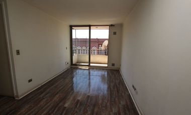 Se Arrienda Cómodo Departamento en Av. España - Santiago Centro