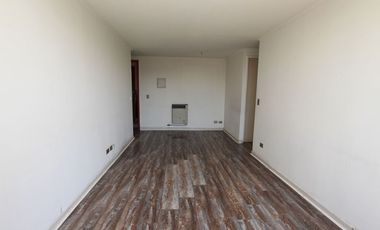 Se Arrienda Cómodo Departamento en Av. España - Santiago Centro