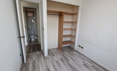 Se Arrienda Cómodo Departamento en Av. España - Santiago Centro