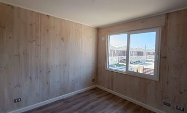 Arriendo Casa Nueva En Condominio Petrel, San Pedro De La Paz