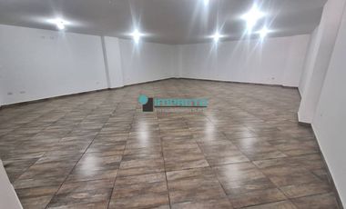 Se arrienda Local Comercial en el sector de Envigado COD-525925