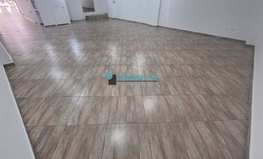 Se arrienda Local Comercial en el sector de Envigado COD-525925